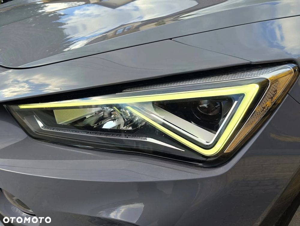 Cupra Formentor VZ 2.0 TSI DSG - 32