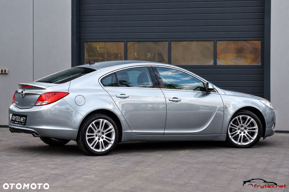 Opel Insignia - 12