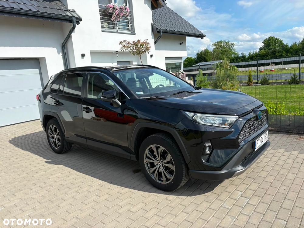 Toyota RAV4 - 1
