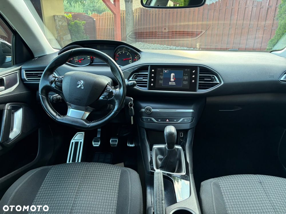 Peugeot 308 - 14