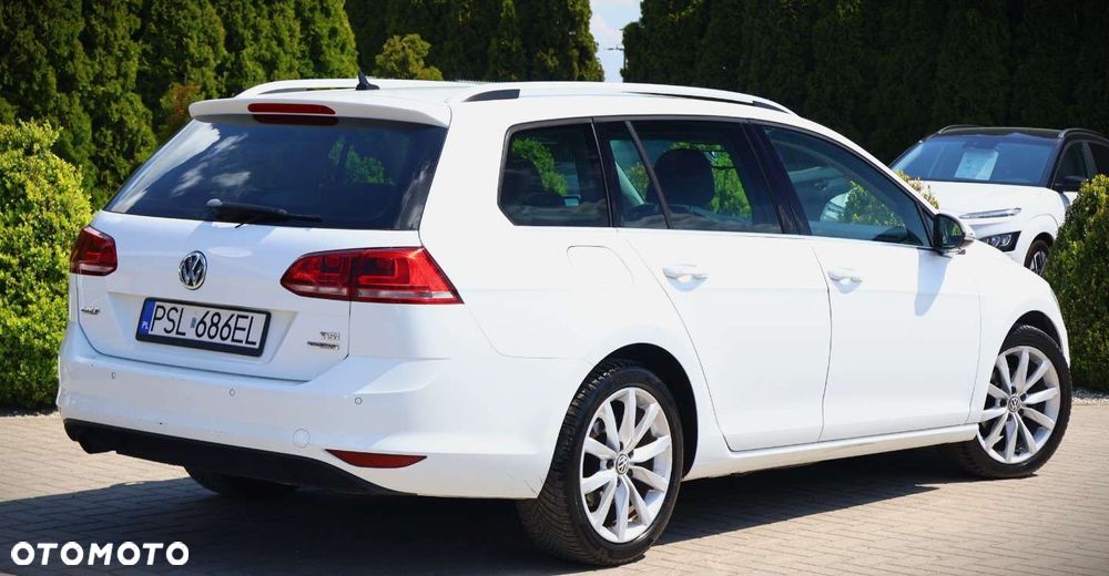 Volkswagen Golf - 8