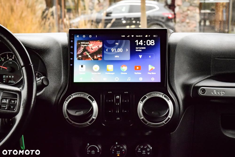 Jeep Wrangler 3.6 Unlim Sahara - 21