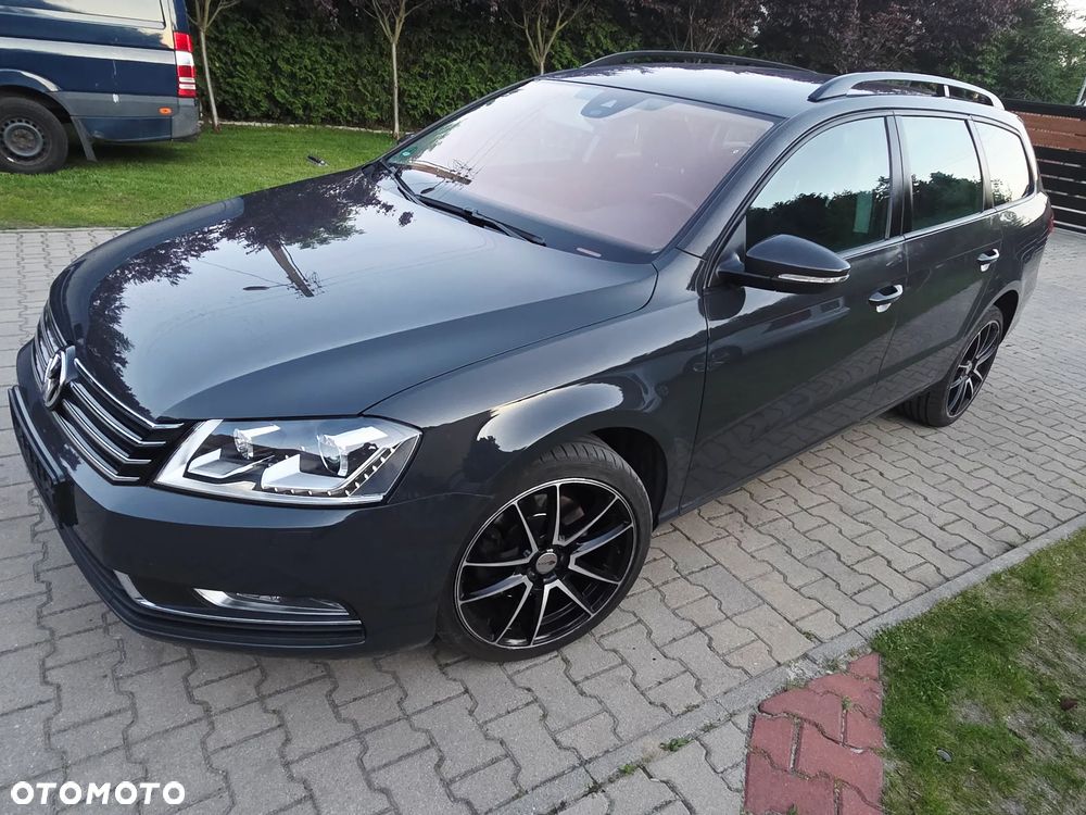 Volkswagen Passat 2.0 TDI Comfortline DSG - 2