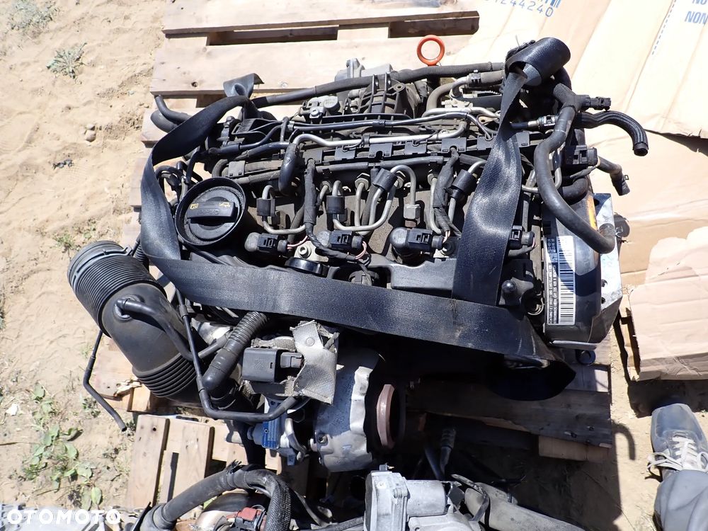 VOLKSWAGEN AUDI SKODA SEAT 1.6 TDI CAY SILNIK SŁUPEK - 1