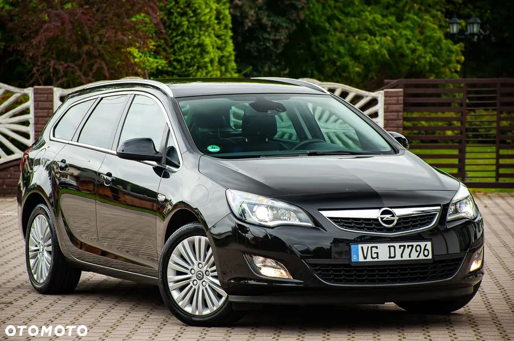 Opel Astra 1.6 Turbo Edition - 2