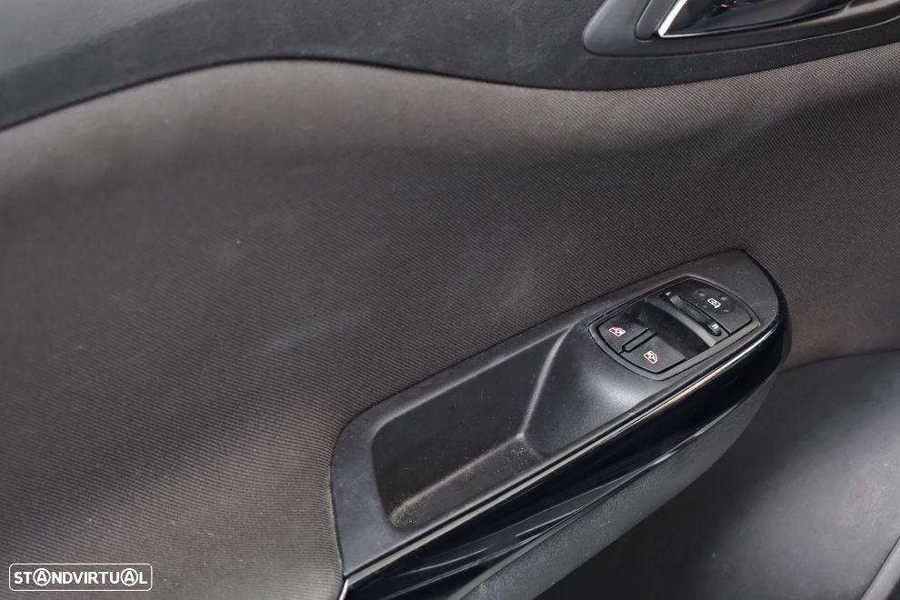 Opel Corsa 1.2 Dynamic - 22