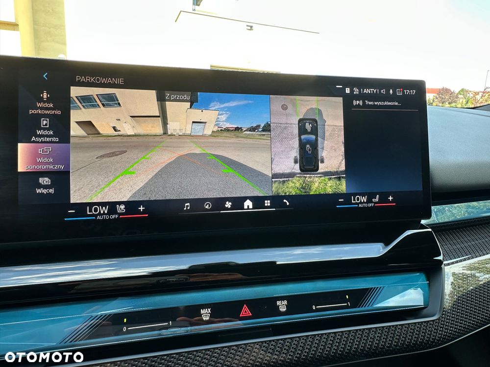 BMW Seria 5 520d xDrive mHEV - 35