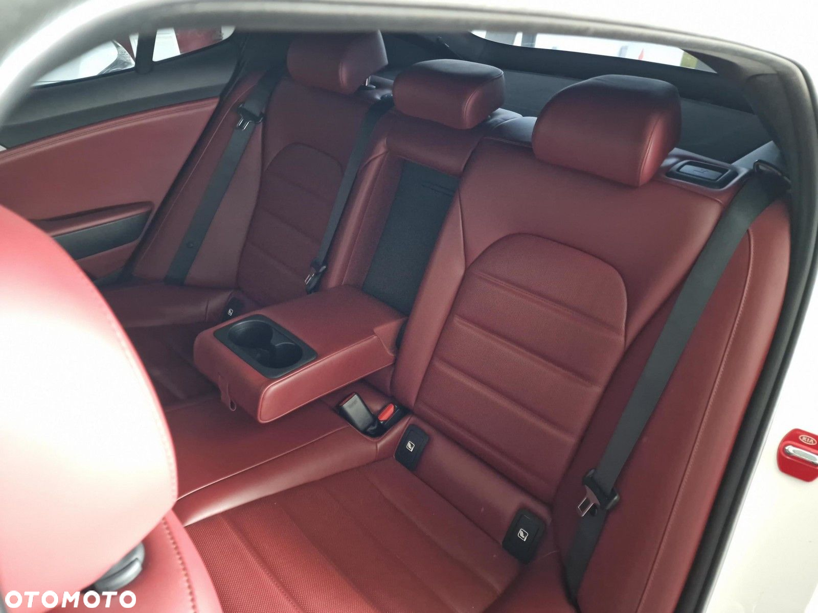 Kia Stinger 3.3 T-GDI V6 GT AWD - 14