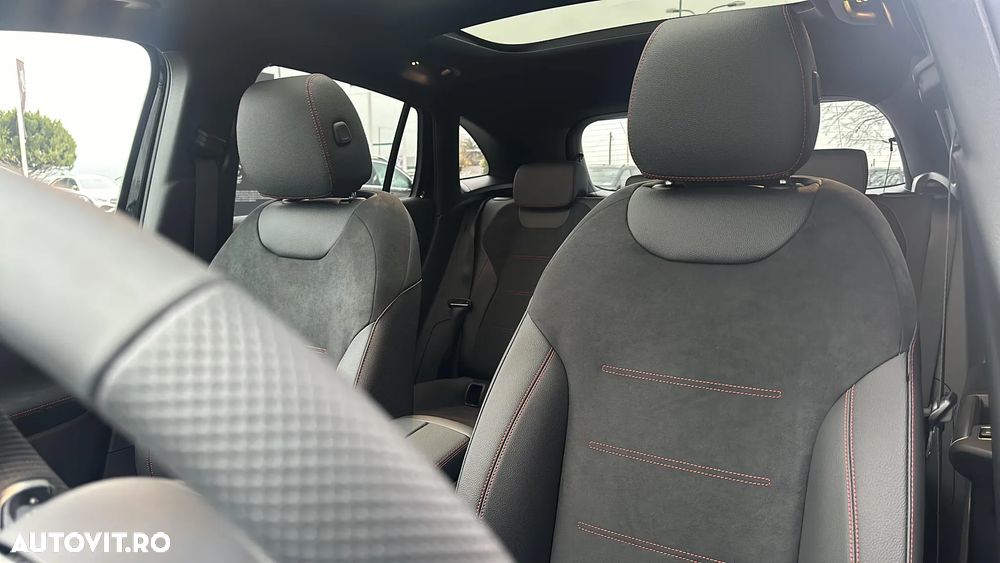 Mercedes-Benz GLA 250 e - 16