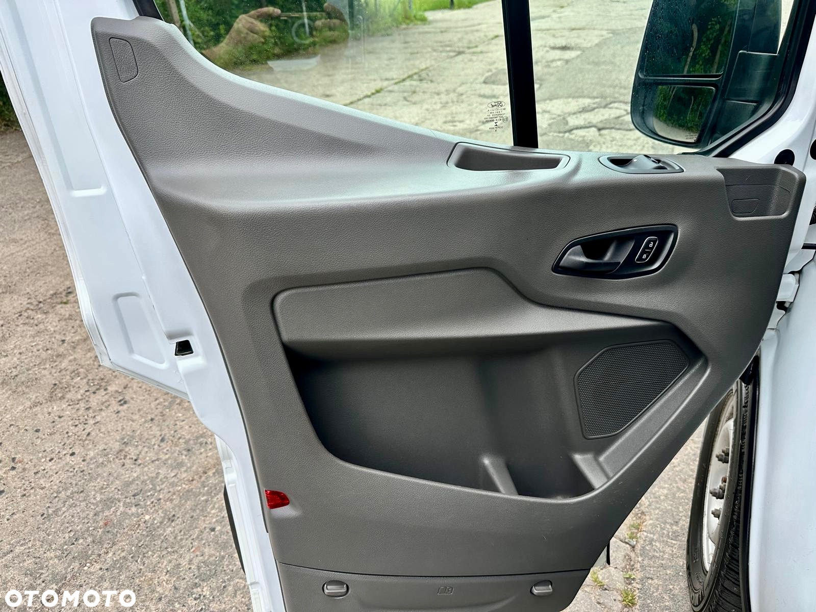 Ford TRANSIT - 9