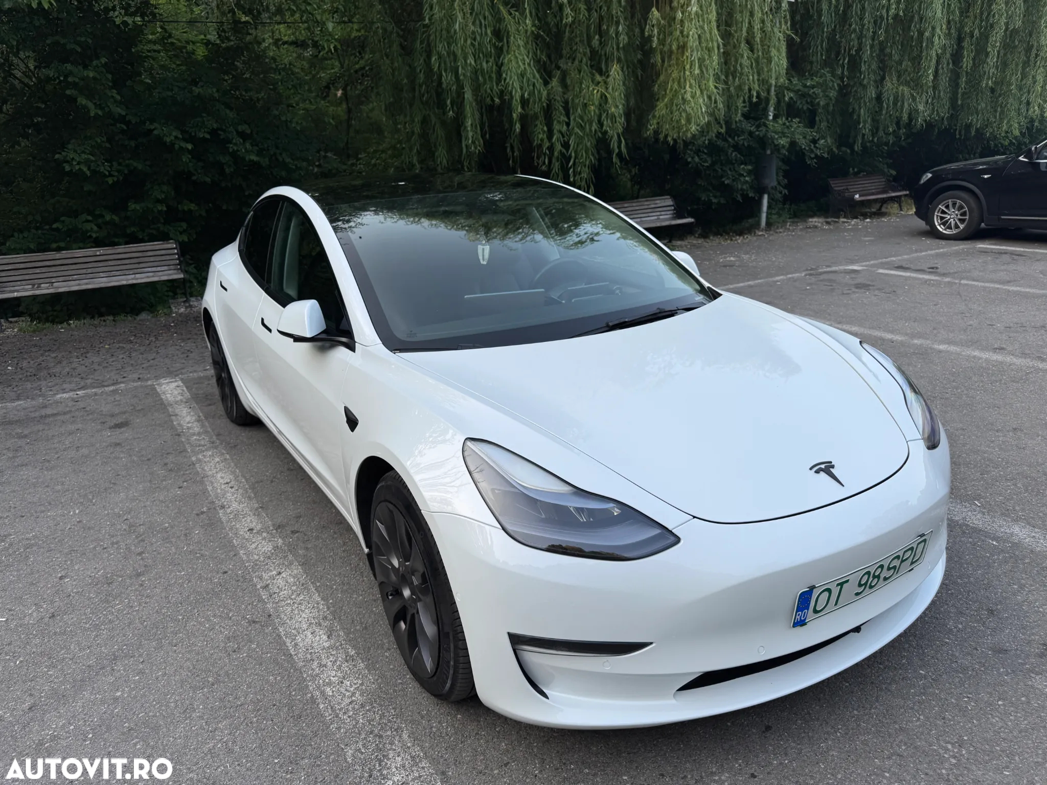 Tesla Model 3 Long Range - 2