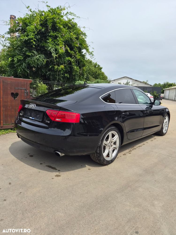Audi A5 Coupé - 8