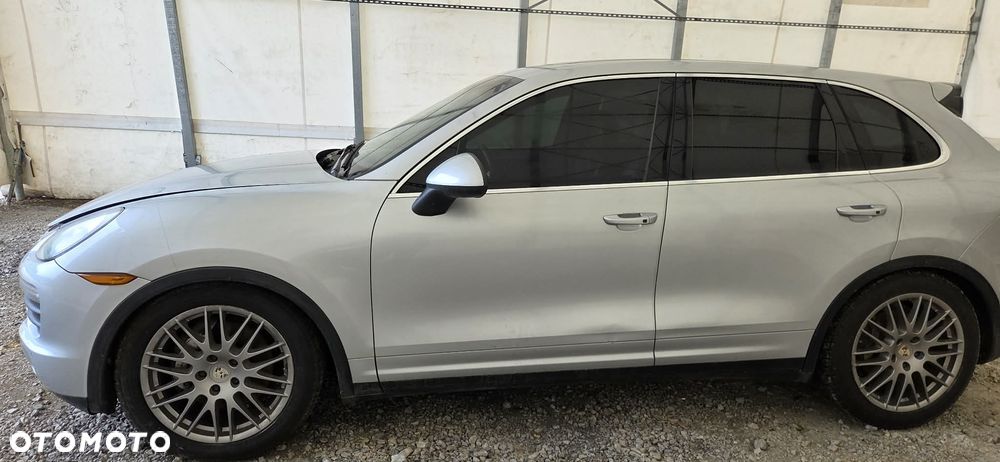 PORSCHE CAYENNE 7P słupek próg prawy lewy - 1