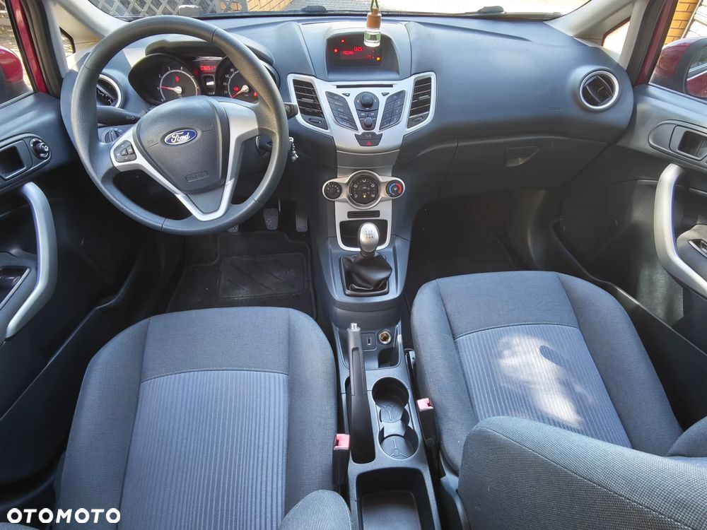 Ford Fiesta 1.25 Champions Edition - 20