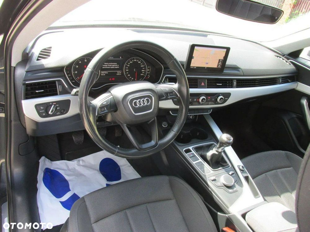 Audi A4 Limousine 1.4 TFSI Design - 18