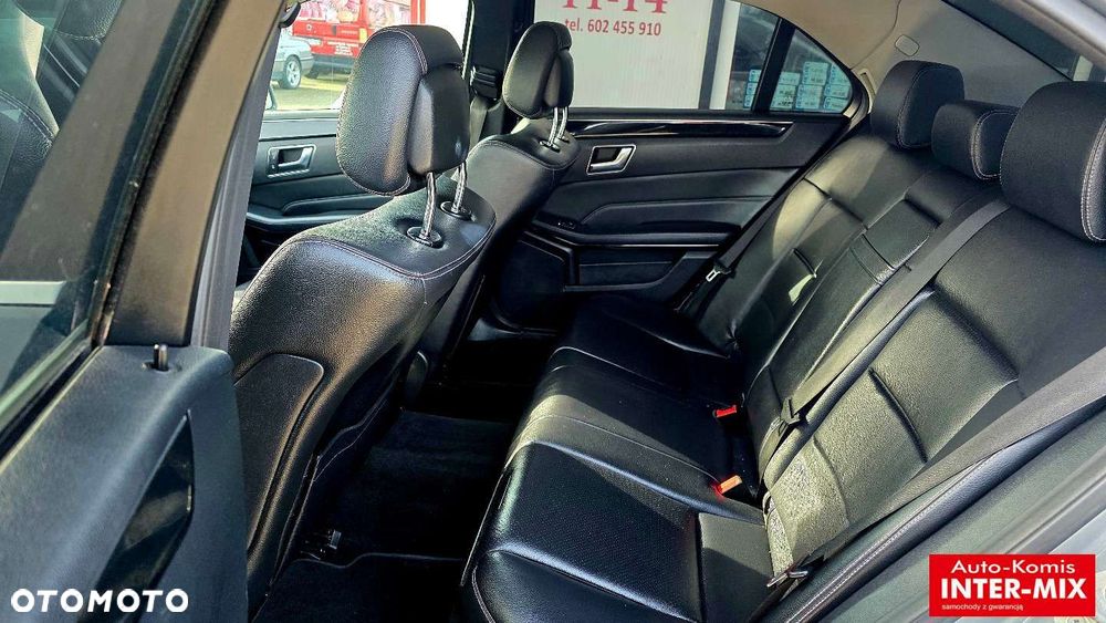 Mercedes-Benz Klasa E - 23