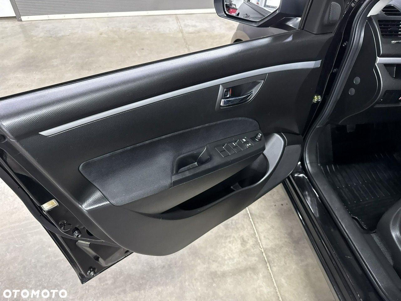 Suzuki Swift - 17