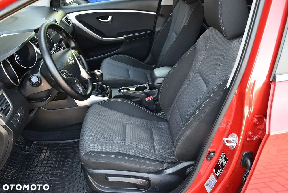 Hyundai i30 - 26