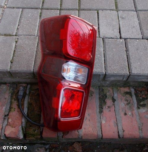 ISUZU D-MAX III 20- LEWA TYLNA LAMPA ZWYKŁA ORYGINAŁ EUROPA - 1