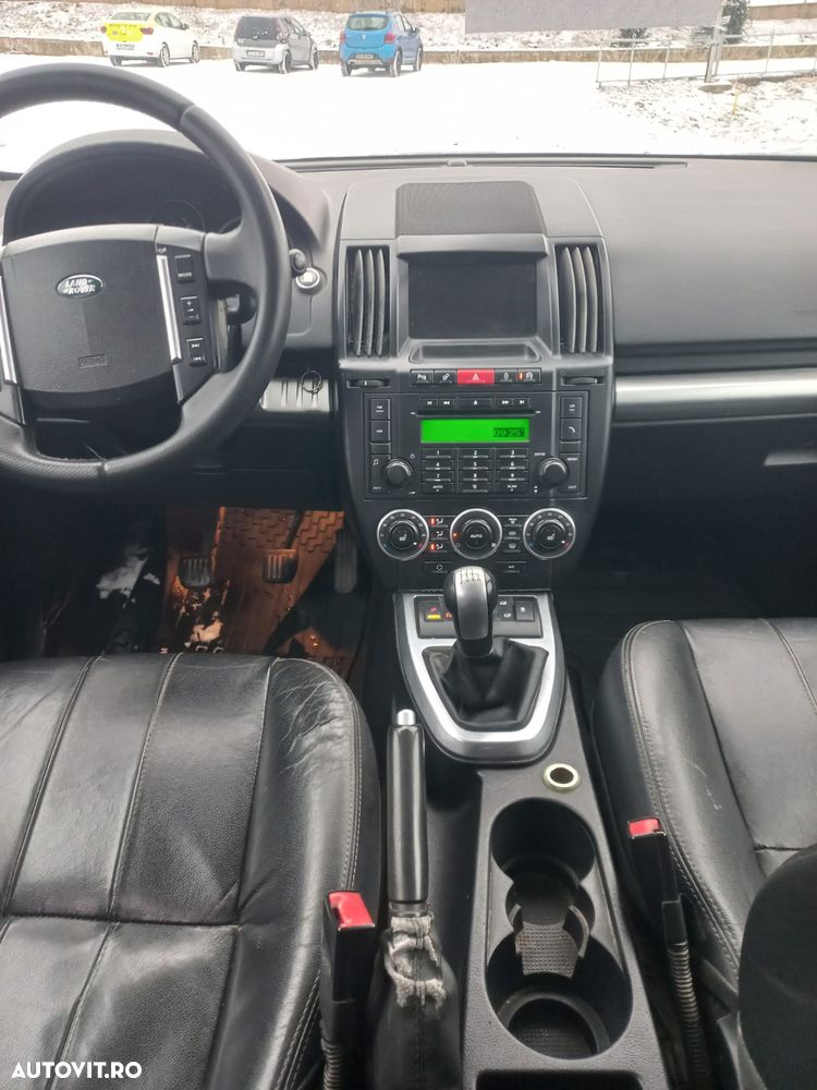 Land Rover Freelander 2 2.2L TD4 SE - 8