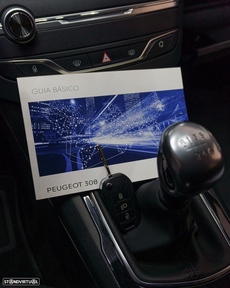 Peugeot 308 1.5 BlueHDi Style - 11
