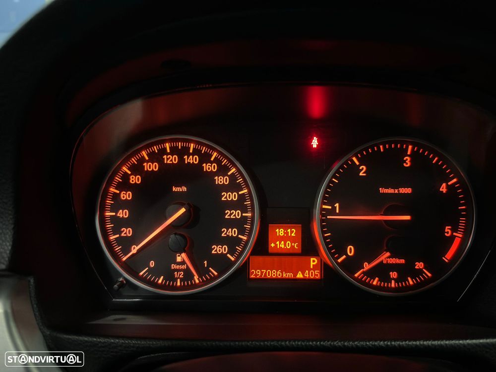 BMW 320 d xDrive DPF Aut. Edition Sport - 22