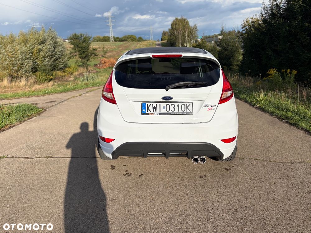 Ford Fiesta - 13
