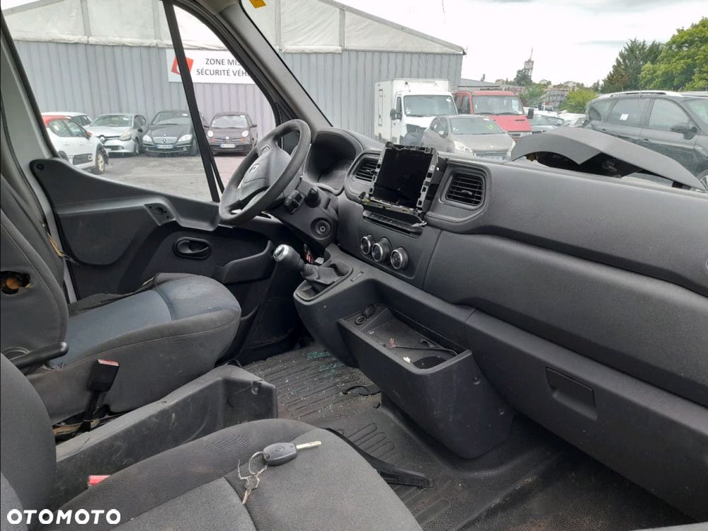 Renault Master - 6