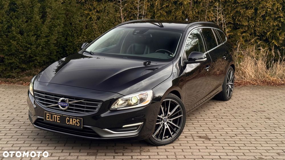 Volvo V60 D4 Geartronic Momentum - 20