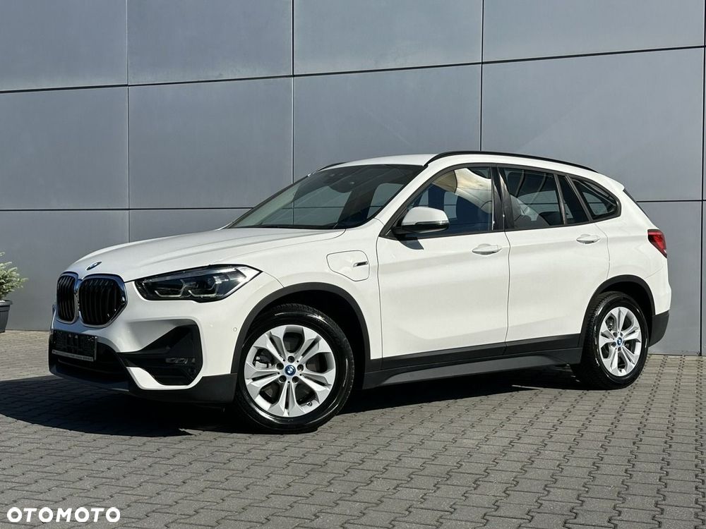 BMW X1 xDrive25e Advantage - 3