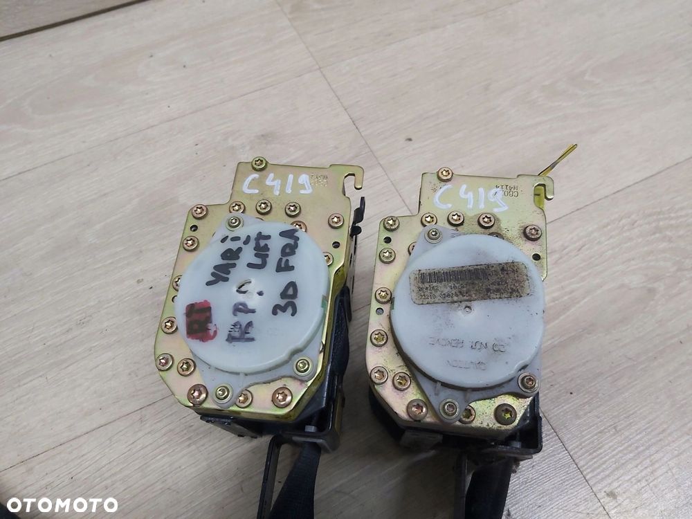 Toyota Yaris I LIFT pas bezpieczeństwa prawy przód 3D FRANCUZ - 8