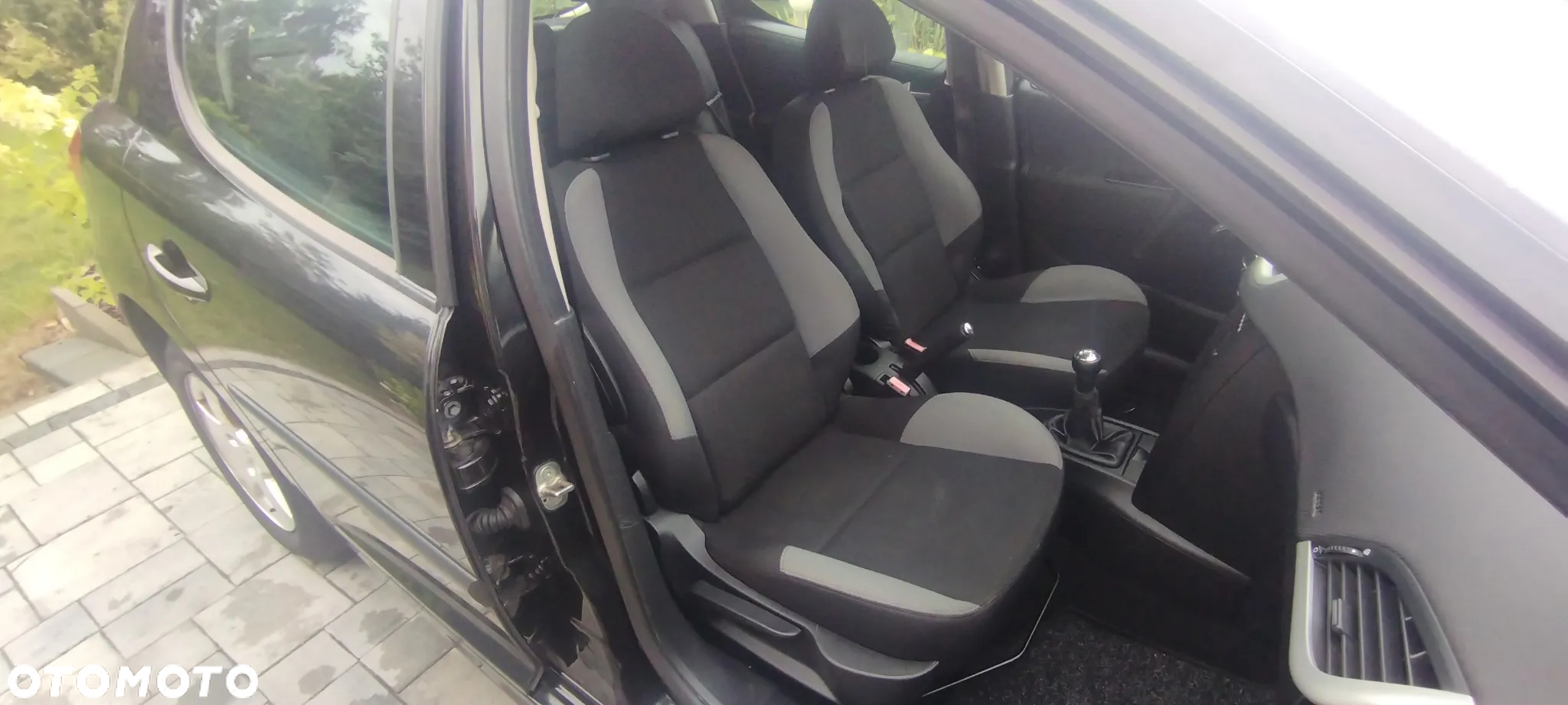Peugeot 207 1.4 16V Trendy - 8