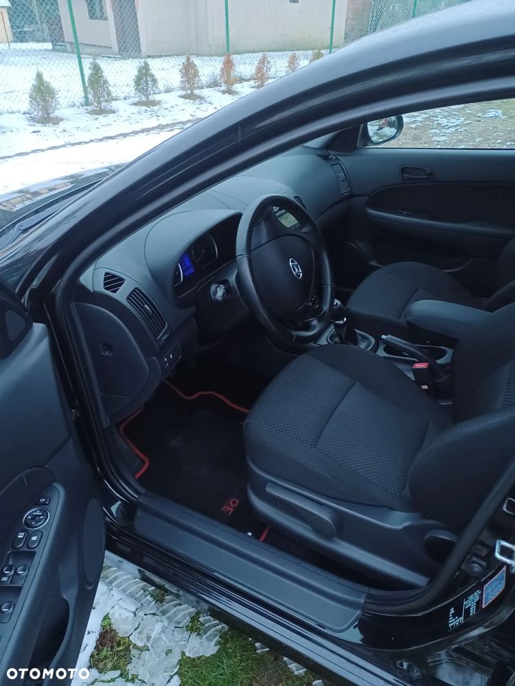 Hyundai i30 1.4 Blue Comfort - 9