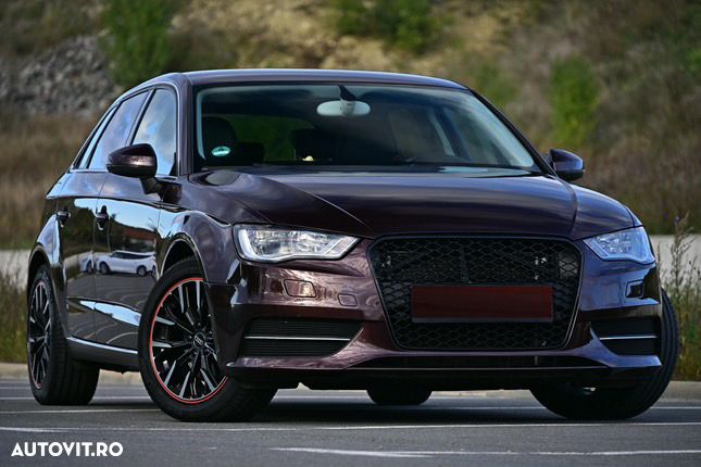 Audi A3 1.6 TDI S-Tronic Attraction - 12