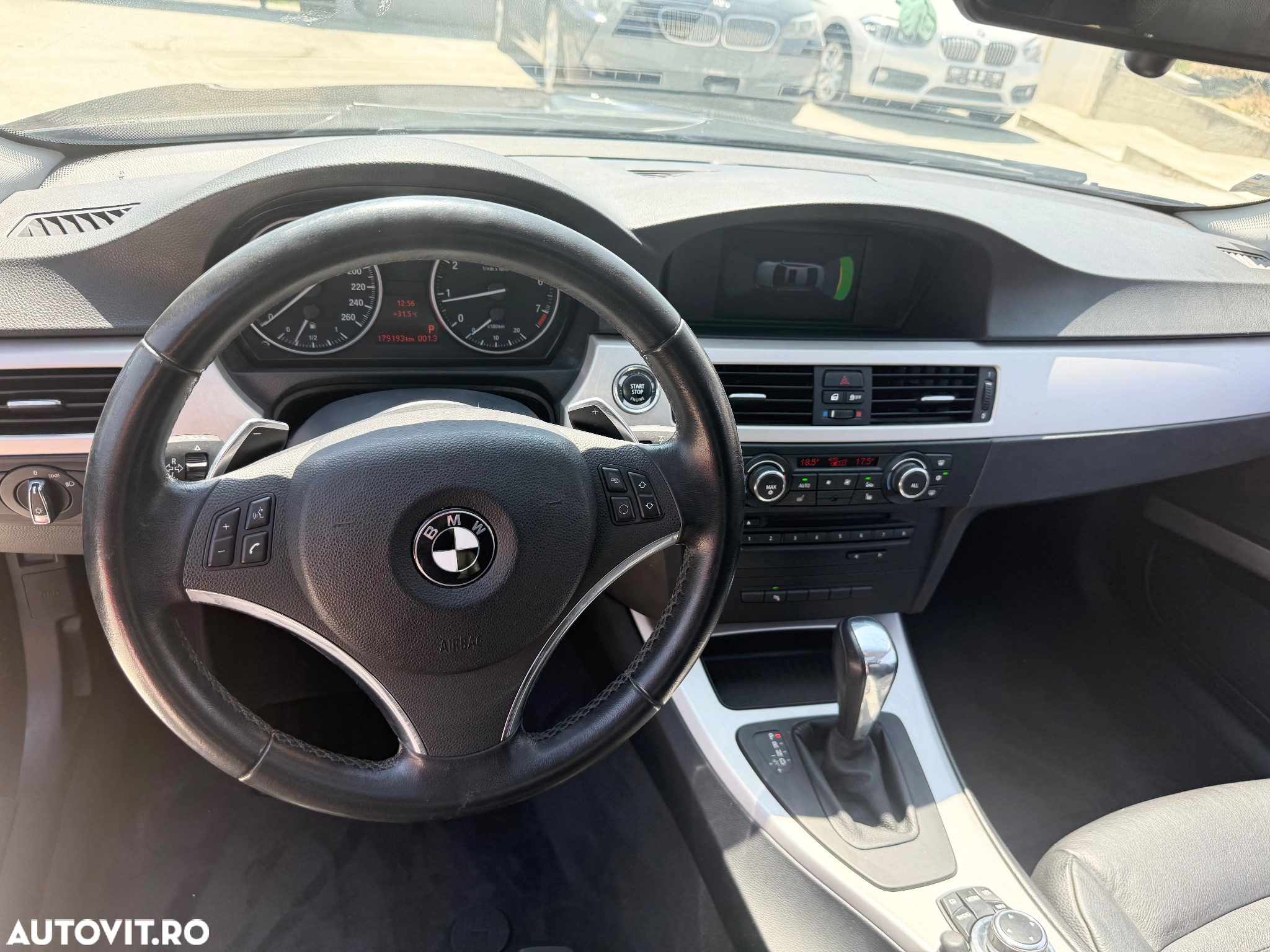BMW Seria 3 320i Aut. - 10