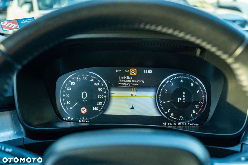 Volvo XC 40 T5 AWD Geartronic Momentum Pro - 28