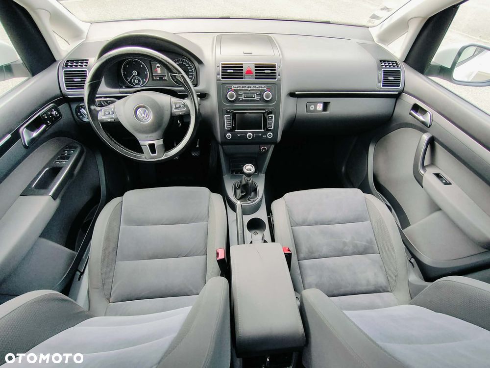 Volkswagen Touran 2.0 TDI DPF Comfortline - 10