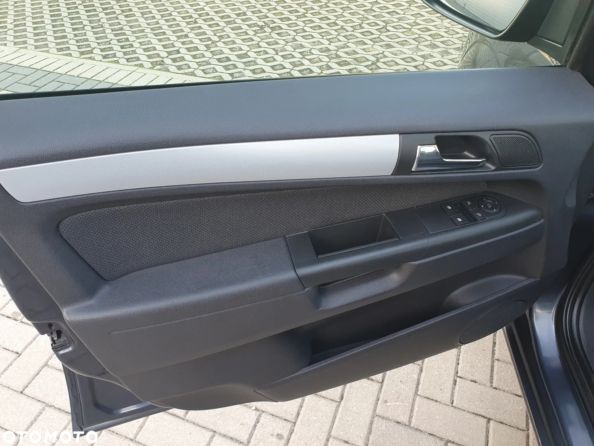 Opel Zafira - 11