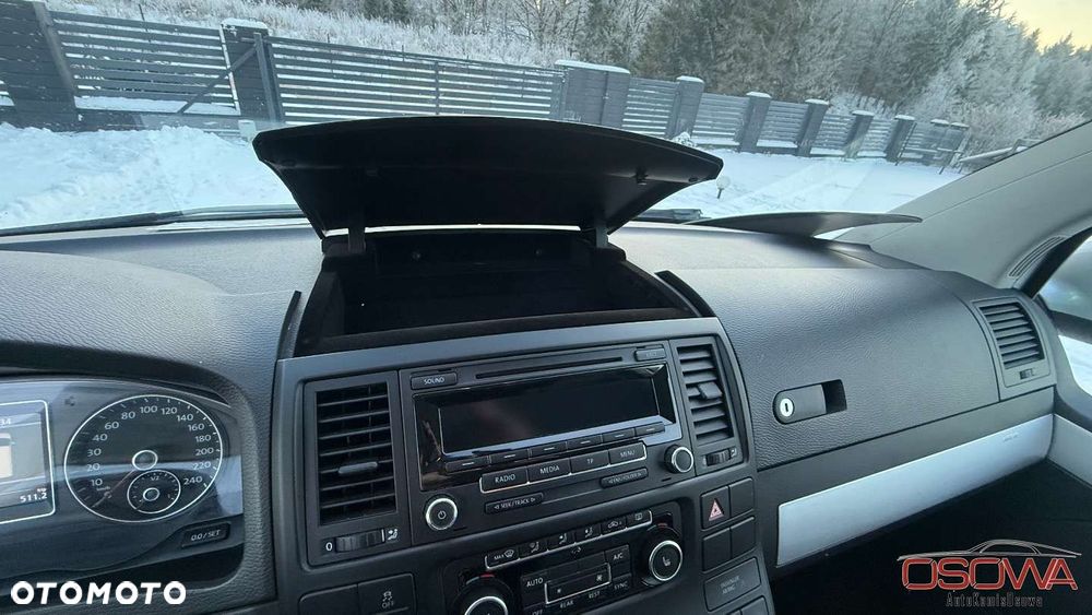 Volkswagen Multivan - 35