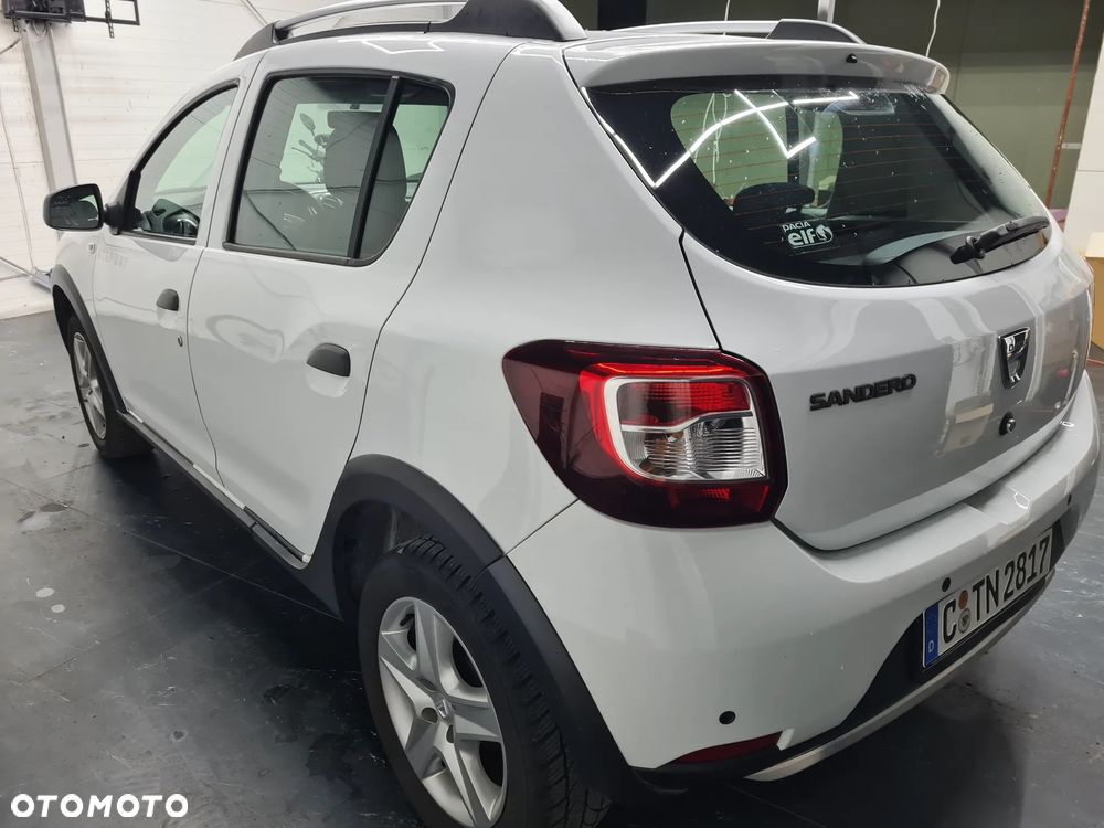 Dacia Sandero Stepway 0.9 TCe Laureate S&S EU6 - 19