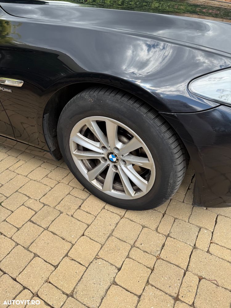 BMW Seria 5 525d xDrive - 2