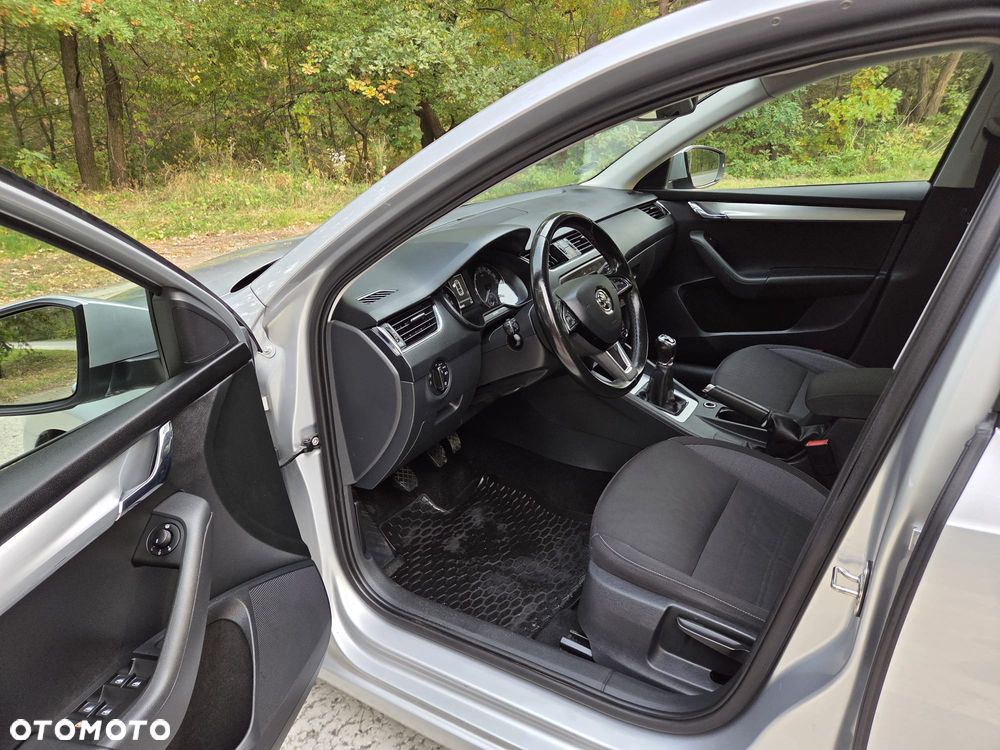 Skoda Octavia - 8