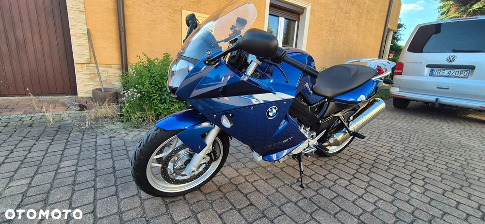 BMW F - 2
