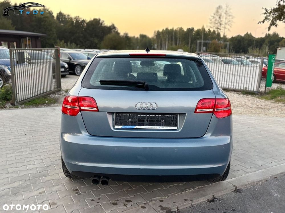 Audi A3 Sportback 1.4 TFSI Ambiente - 13