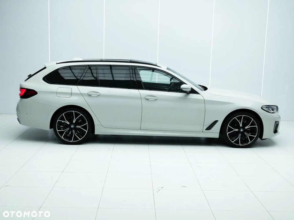 BMW Seria 5 530i xDrive M Sport sport - 4