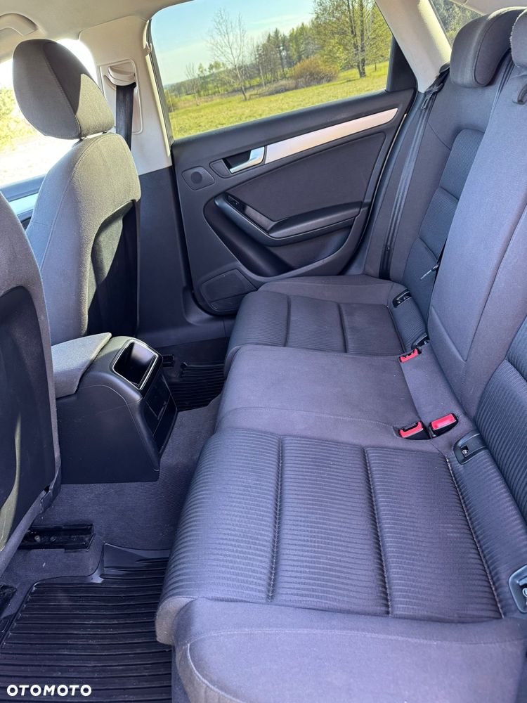 Audi A4 Limousine - 18