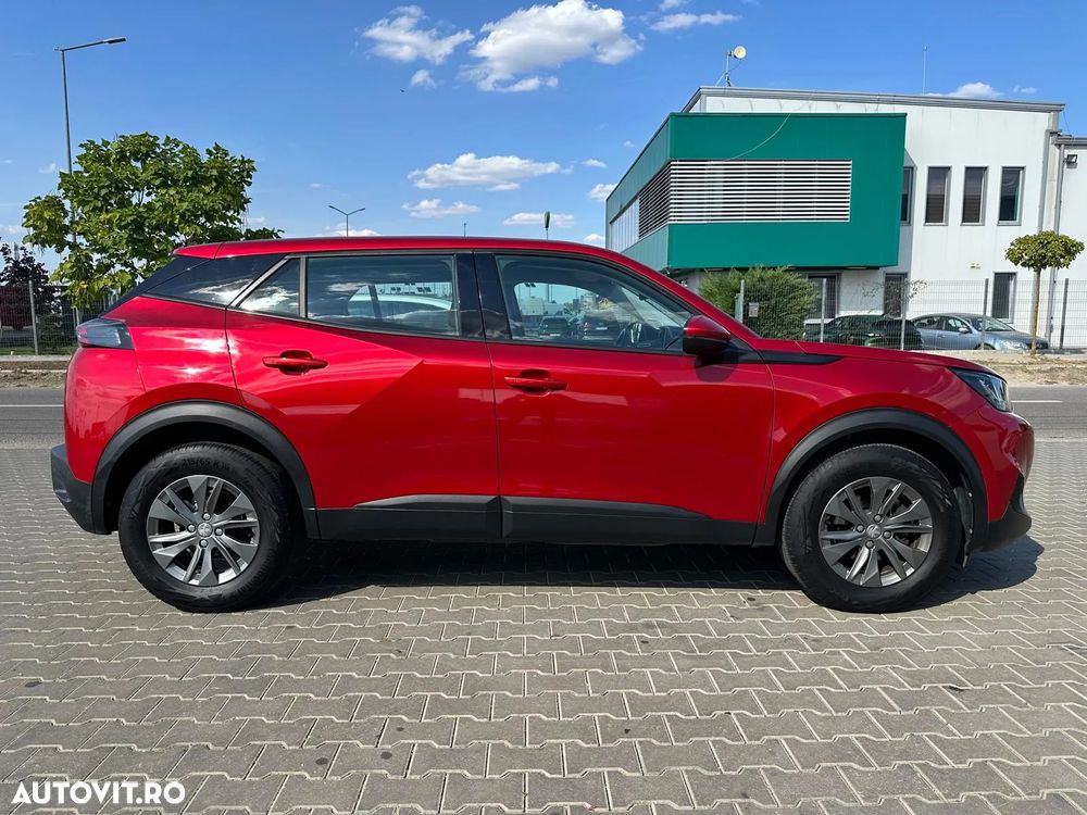 Peugeot 2008 1.2 L PureTech STT Active - 8