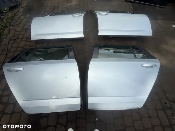 DRZWI PRAWE LEWE TYLNE SKODA OCTAVIA III KOMBI