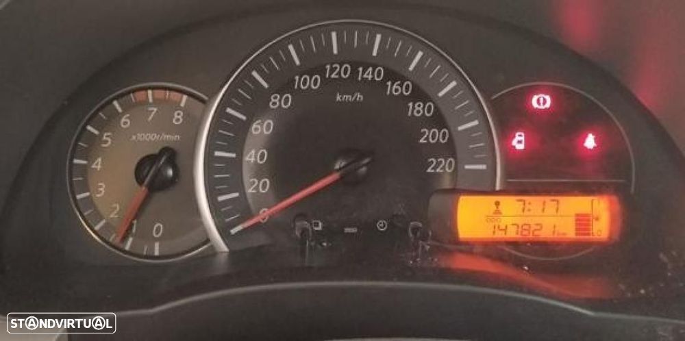 Nissan Micra - 5