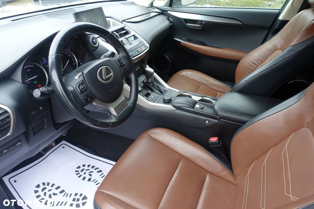 Lexus NX 300h Executive-Line - 9